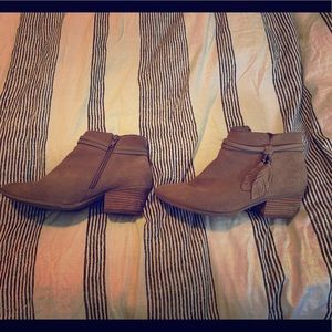 American Eagle Booties